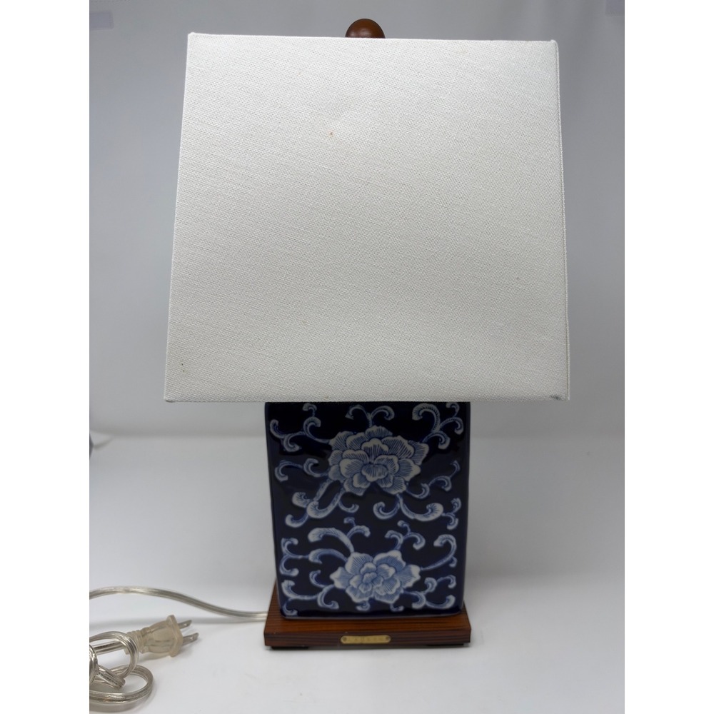 Ralph Lauren 17" Blue White Porcelain Table Lamp Floral Chinoiserie Wood Base